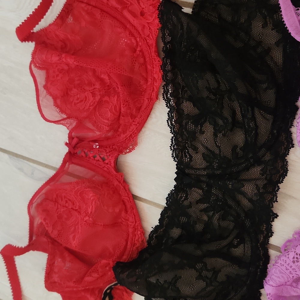 Lot of 6 Victoria Secret Bras - Picture 2 of 4